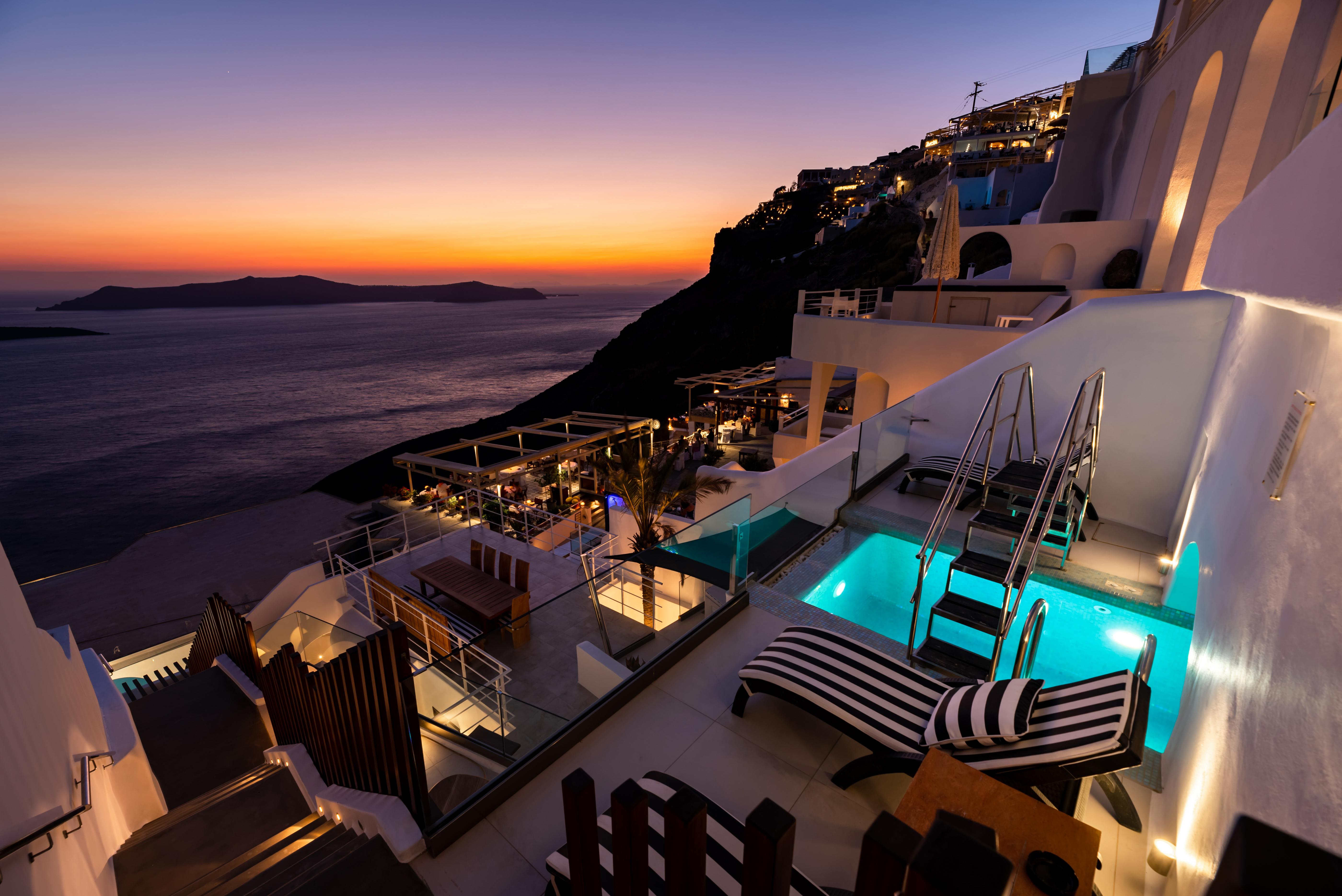 Daydream Luxury Suites Fira  Ngoại thất bức ảnh