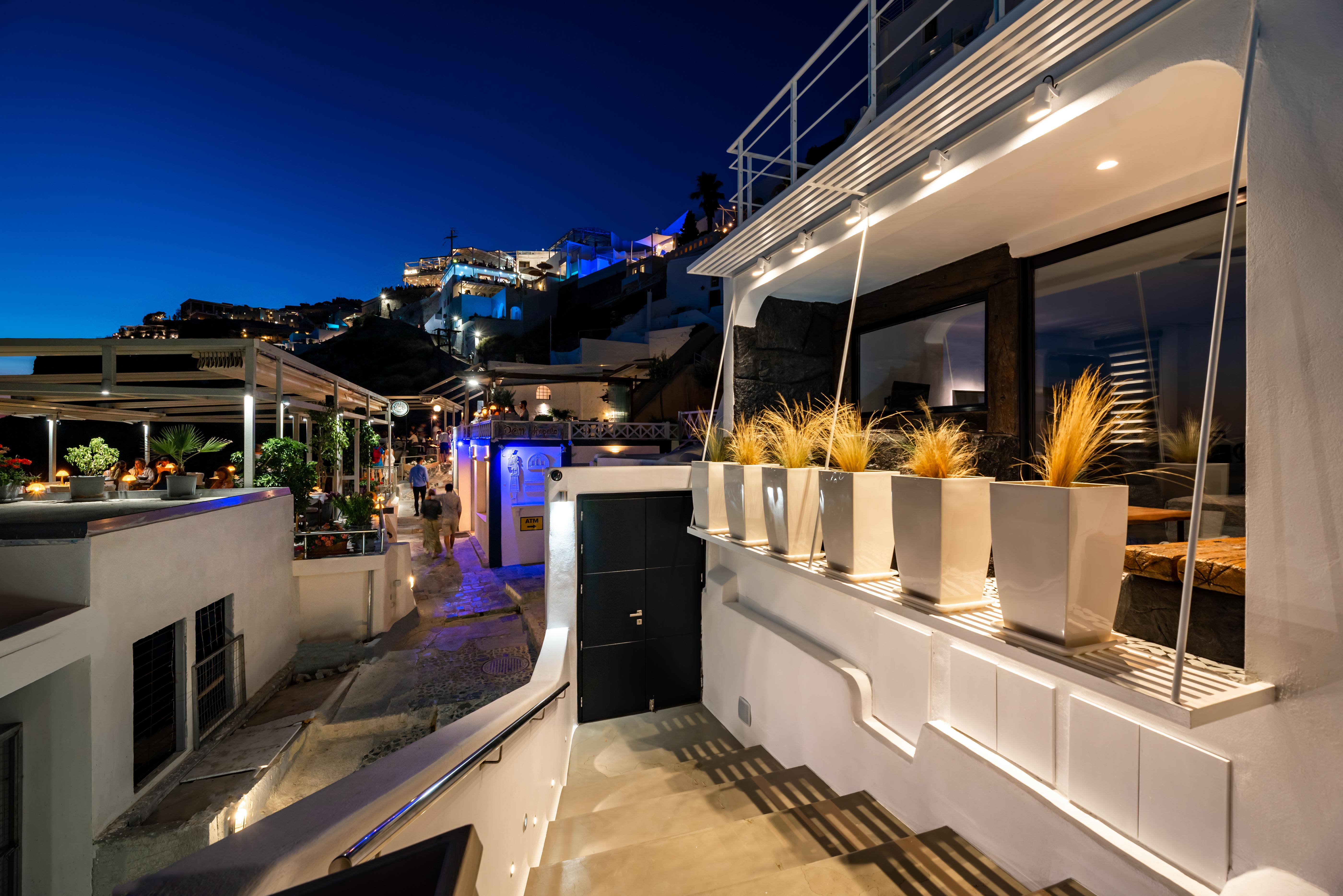 Daydream Luxury Suites Fira  Ngoại thất bức ảnh